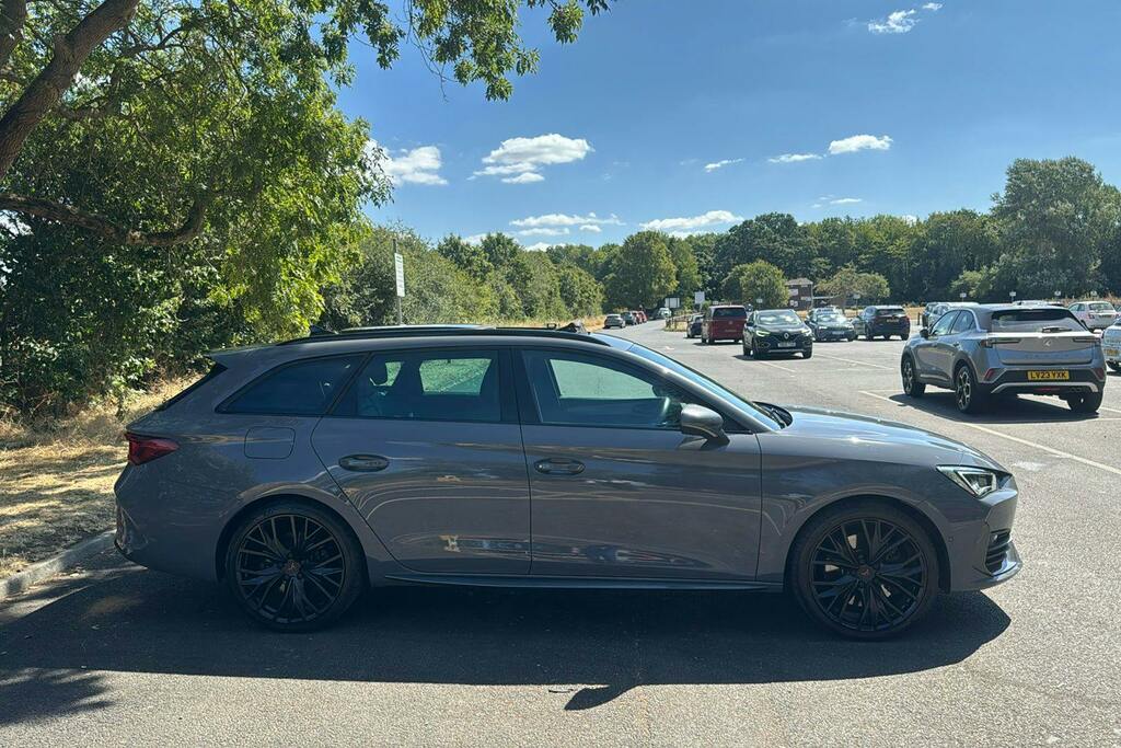 Cupra Leon 1.4 Ehybrid 12.8Kwh Vz2 Design Edition Estate Grey #5