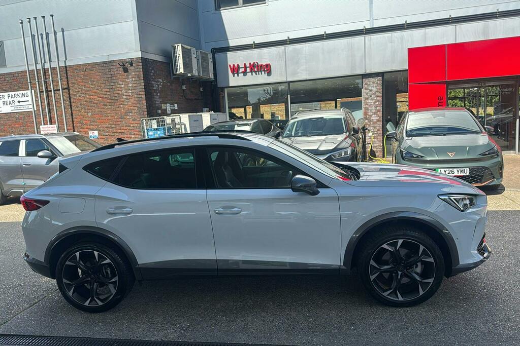 Cupra Formentor 1.5 Tsi V2 Suv Dsg White #5