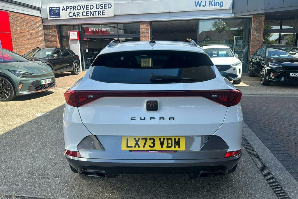 Cupra Formentor 1.5 Tsi V2 Suv Dsg White #6