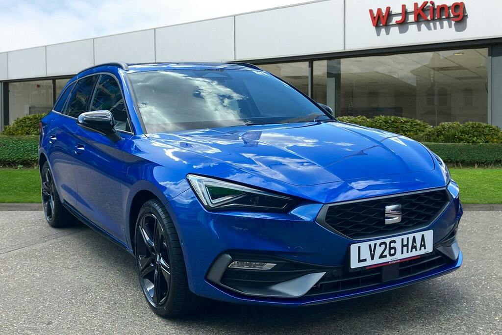 Seat Leon 1.5 Ehybrid 25.8Kwh Fr Black Edition Estate Pe White