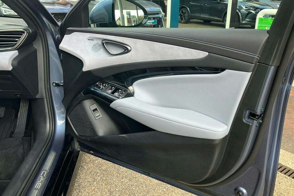 Byd Seal 1.5 10Kwh Boost Estate Plug-in Hybrid C Black #48