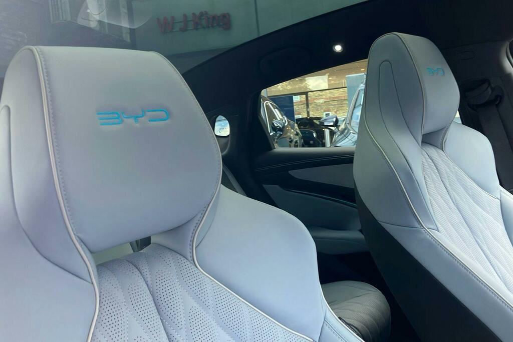 Byd Seal 1.5 10Kwh Boost Estate Plug-in Hybrid C Black #27