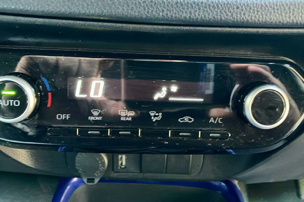 Toyota Aygo X 1.0 Vvt-i Edge X-shift Euro 6 Ss Green #33