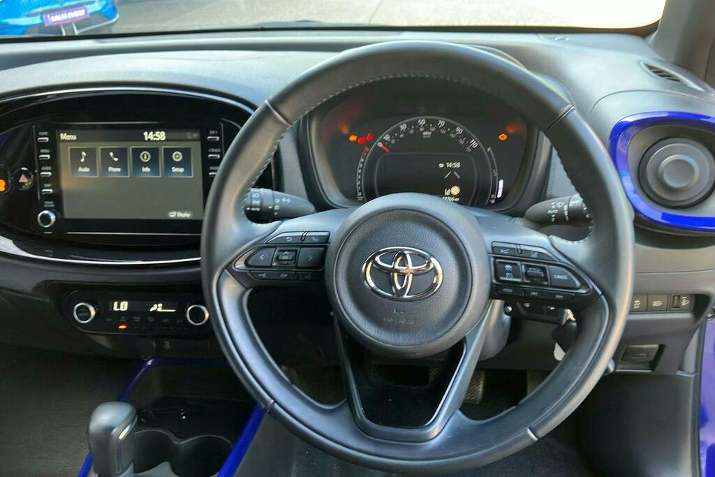 Toyota Aygo X 1.0 Vvt-i Edge X-shift Euro 6 Ss Green #11
