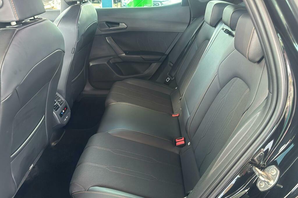 Cupra Formentor 1.5 Etsi V1 Suv Hybrid Dsg Black #4