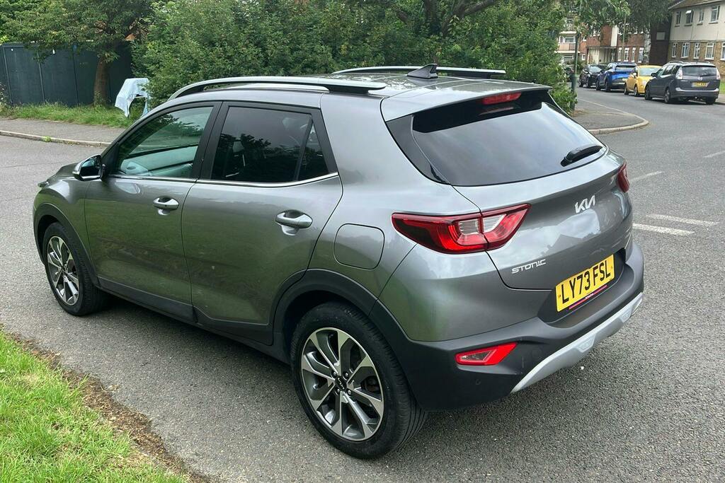 Kia Stonic 1.0 T Gdi Mhev 3 Suv Hybrid Dct Black #2