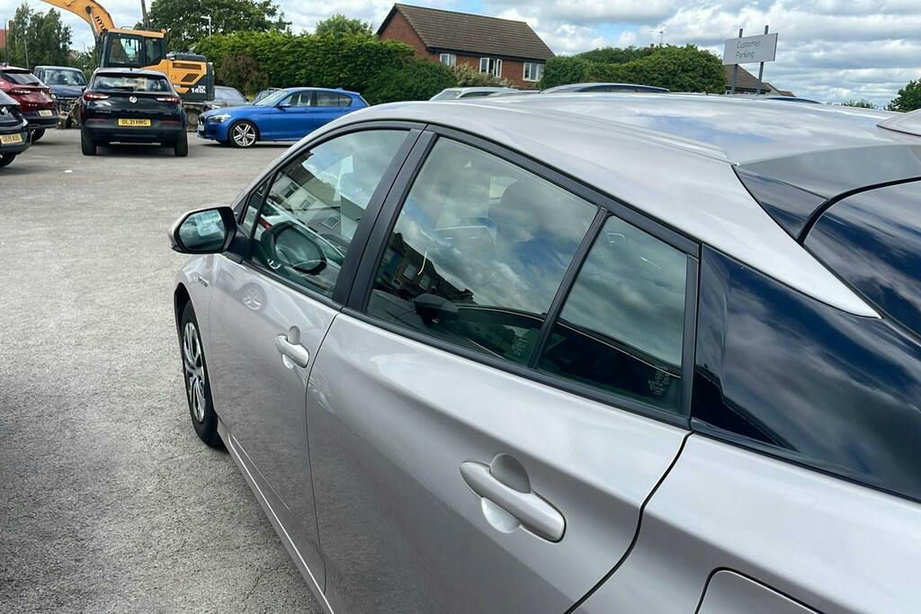 Toyota Prius+ Prius Business Edition Vvt-i Awd Cvt White #31