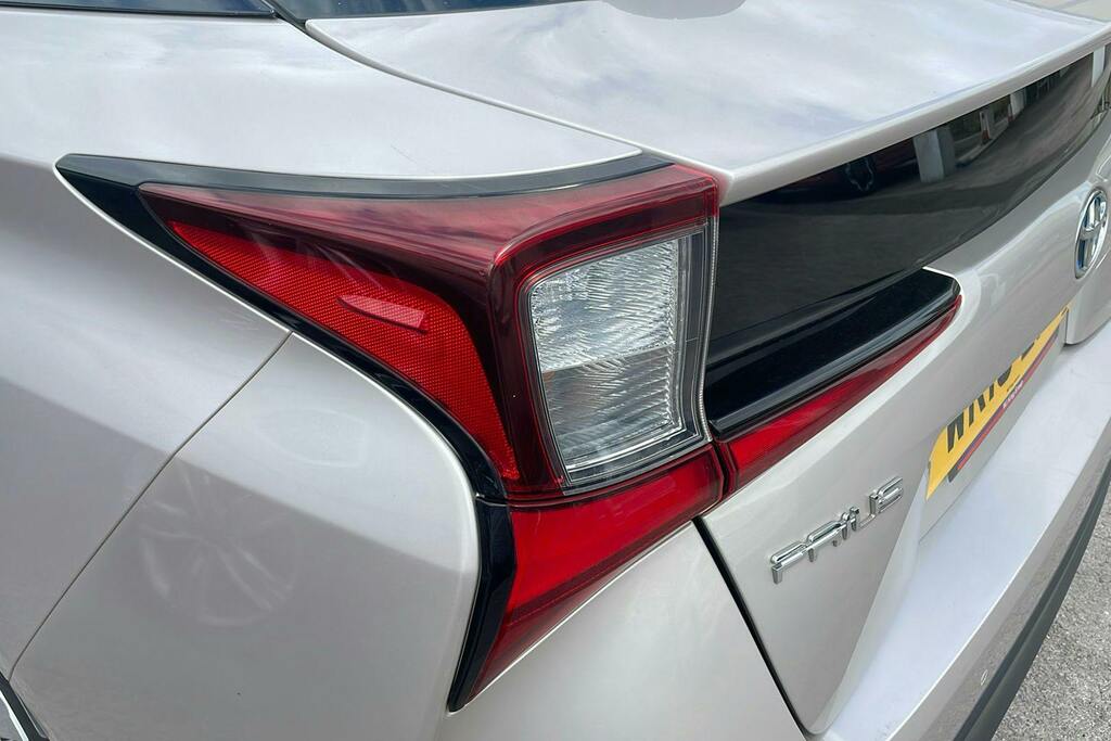 Toyota Prius+ Prius Business Edition Vvt-i Awd Cvt White #32