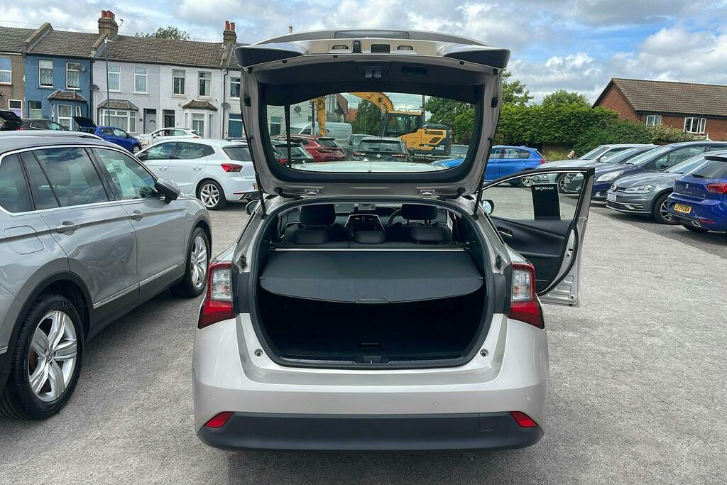 Toyota Prius+ Prius Business Edition Vvt-i Awd Cvt White #10