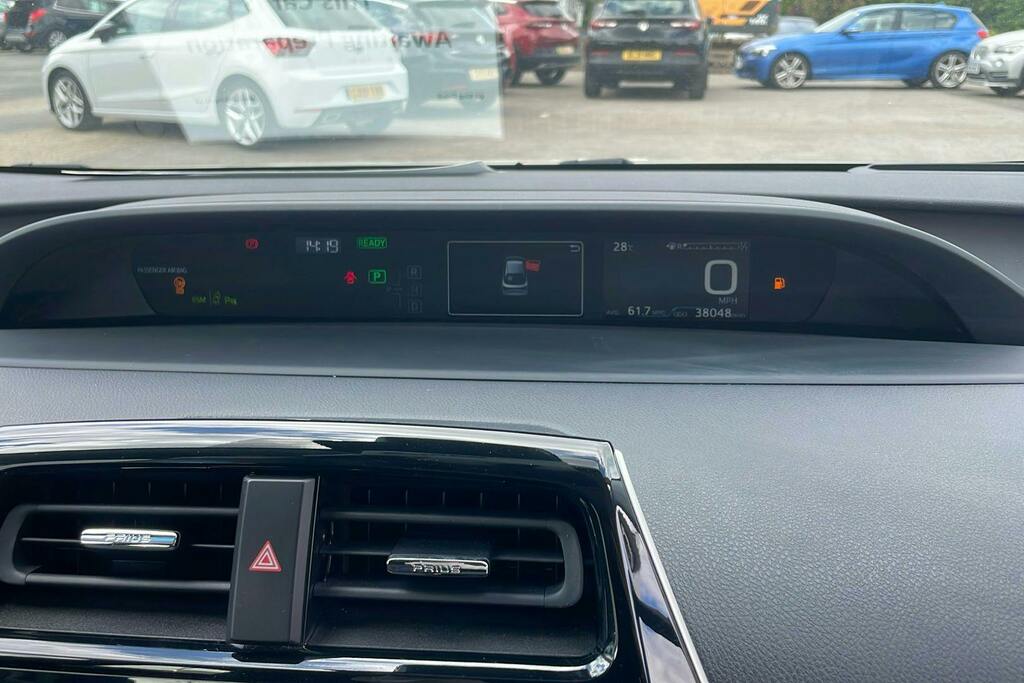 Toyota Prius+ Prius Business Edition Vvt-i Awd Cvt White #18