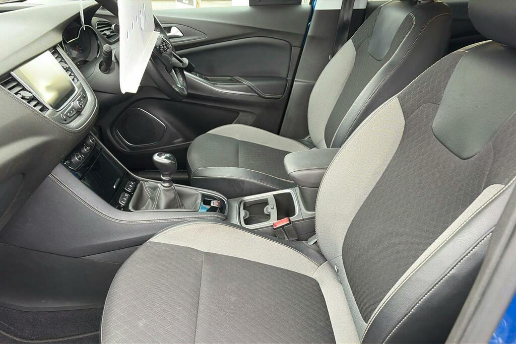 Vauxhall Grandland X 1.2 Turbo Gpf Sport Nav Suv Blue #3