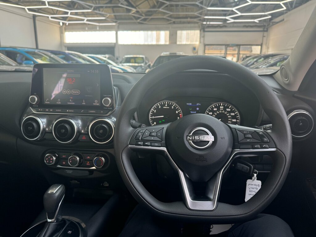 Nissan Juke 1.0 Dig-t Acenta Suv Dct Euro 6 Ss Black #3