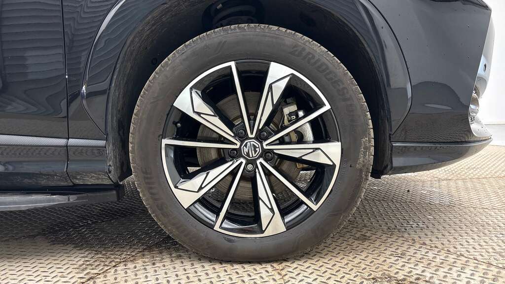 MG HS 1.5 T-gdi 24.7Kwh Trophy Suv Plug-in Hy LA75NFD Black #4