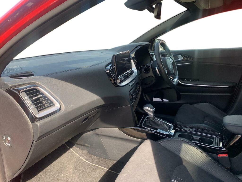 Kia Proceed 1.5 T-gdi Gt-line S Shooting Brake Dct Red #3