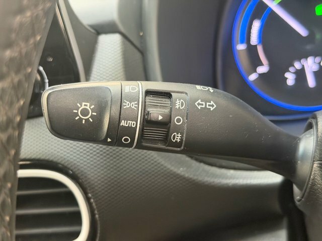 Hyundai Kona Premium Se Grey #24