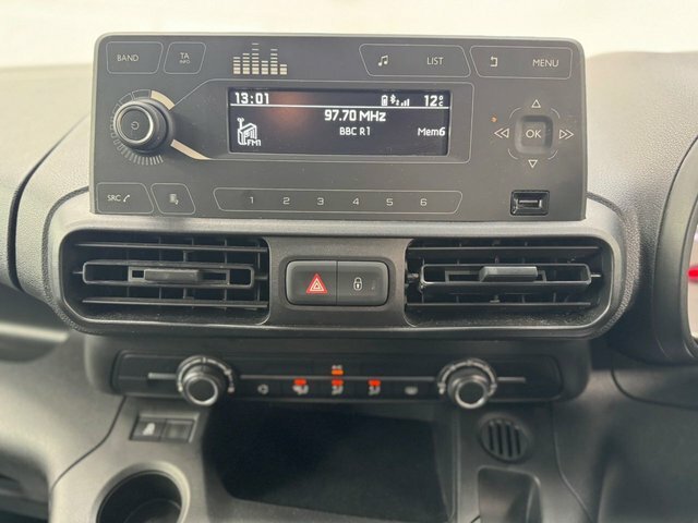 Vauxhall Combo Life Life 1.5 Turbo D Blueinjection Energy XL Mpv Euro Blue #23
