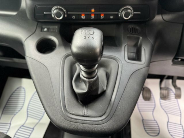 Vauxhall Combo Life Life 1.5 Turbo D Blueinjection Energy XL Mpv Euro Blue #22