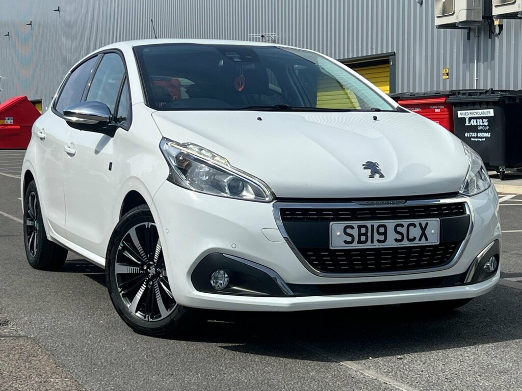 Peugeot 208 1.2 Puretech Tech Edition Euro 6 Ss White #2