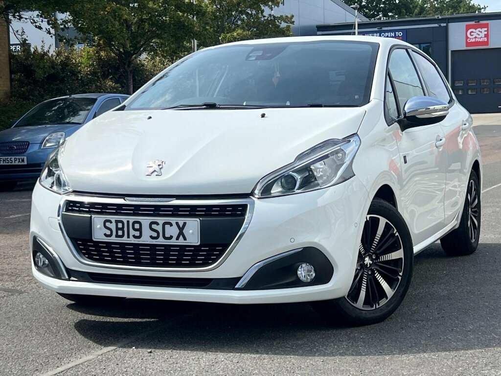 Peugeot 208 1.2 Puretech Tech Edition Euro 6 Ss White #4