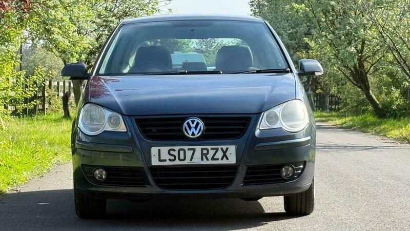 Volkswagen Polo 1.2 S #2
