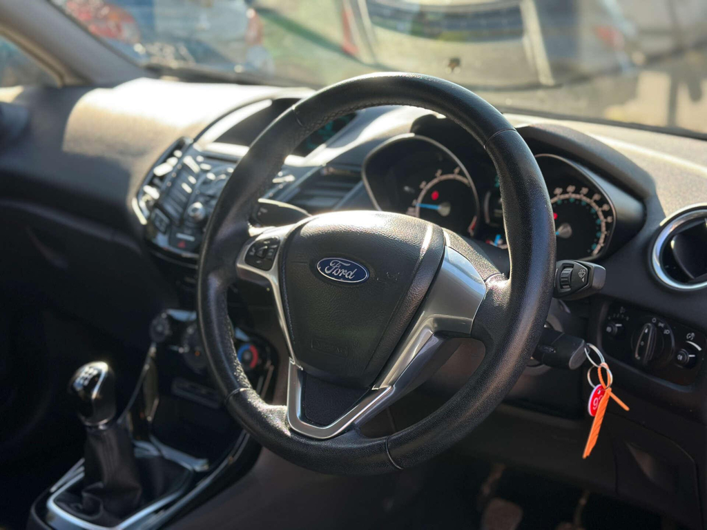Ford Fiesta 1.2 Zetec #2