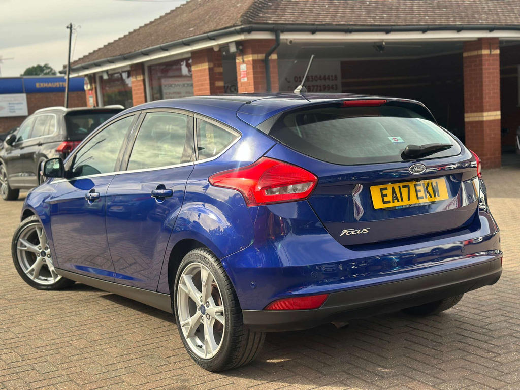 Ford Focus 1.5 Titanium X Tdci #3