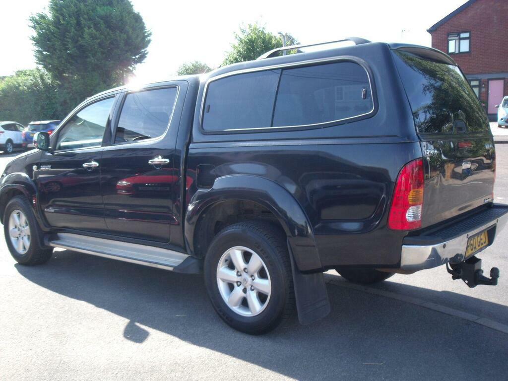 Toyota HILUX Hl2 4X4 White #4