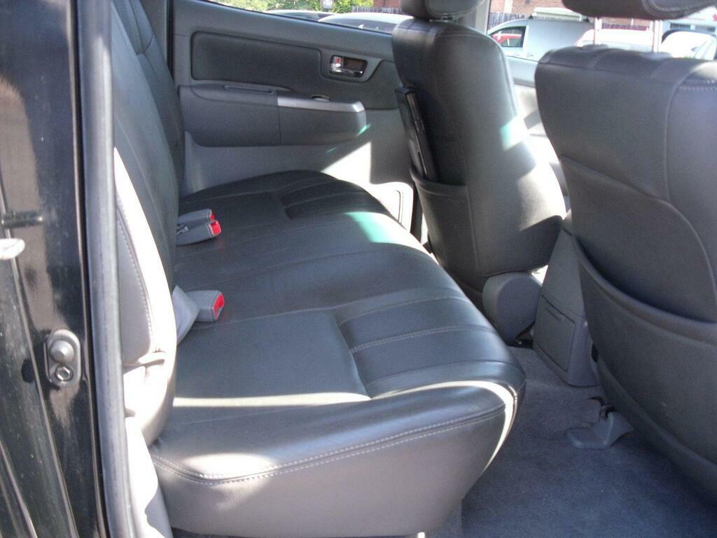Toyota HILUX Hl2 4X4 White #13