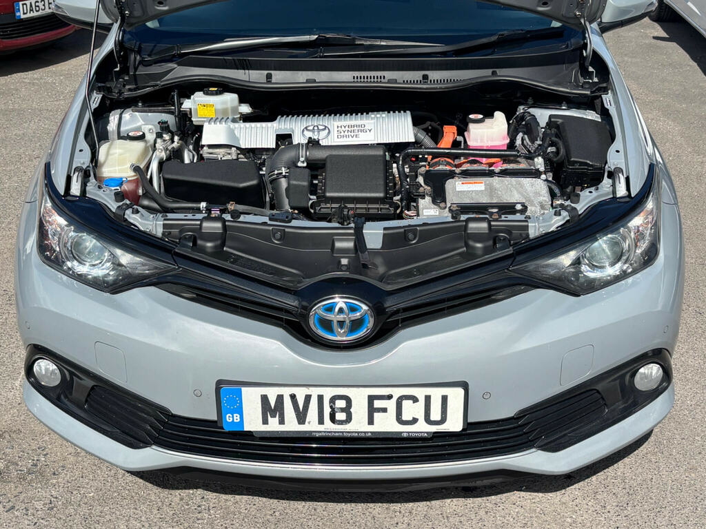 Toyota Auris Vvt-i Design Black #21
