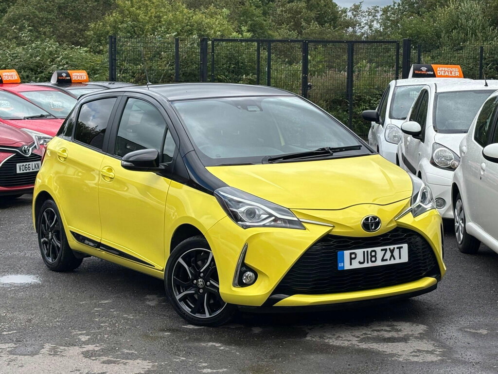 Toyota Yaris 1.5 Vvt-i Yellow Bi-tone Limited Edition Euro 6 Yellow