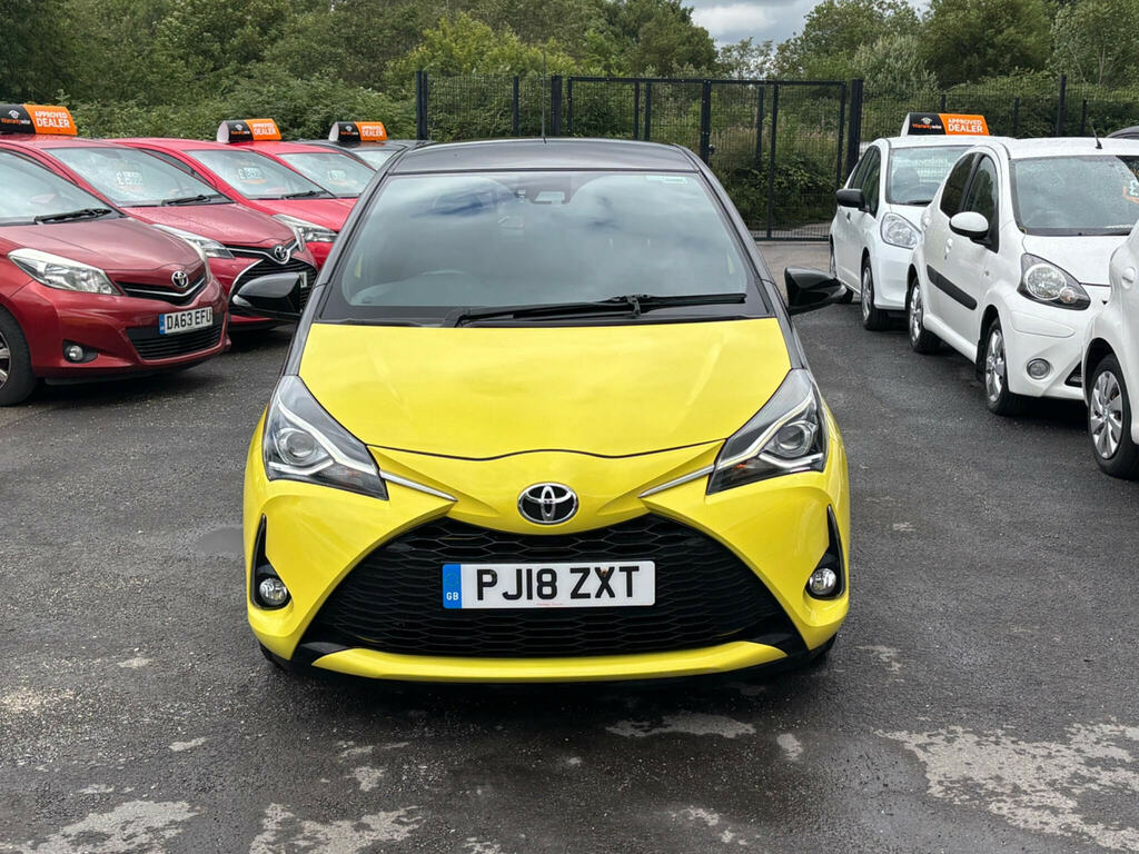 Toyota Yaris 1.5 Vvt-i Yellow Bi-tone Limited Edition Euro 6 Yellow #2