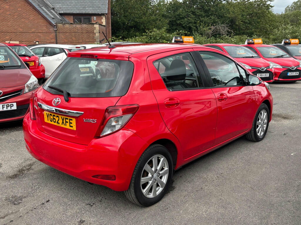 Toyota Yaris 1.33 Dual Vvt-i Tr Euro 5 Red #6