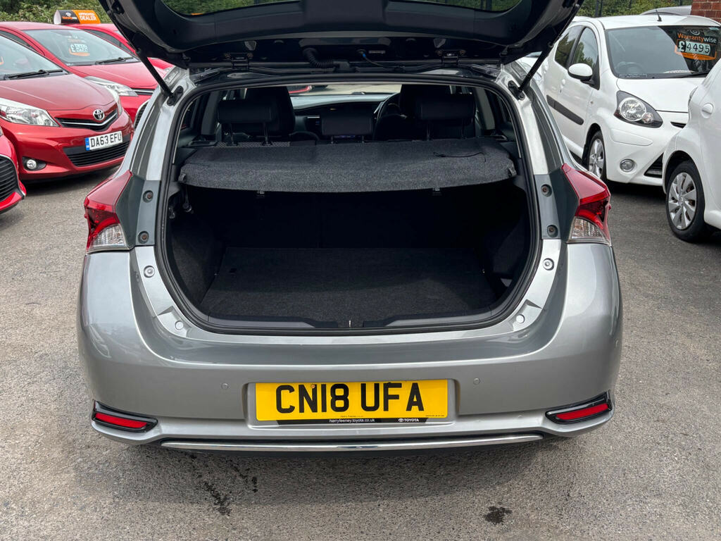 Toyota Auris Hybrid 1.8 Vvt-i Hsd Design Touring Sport Sat Nav Brown #39