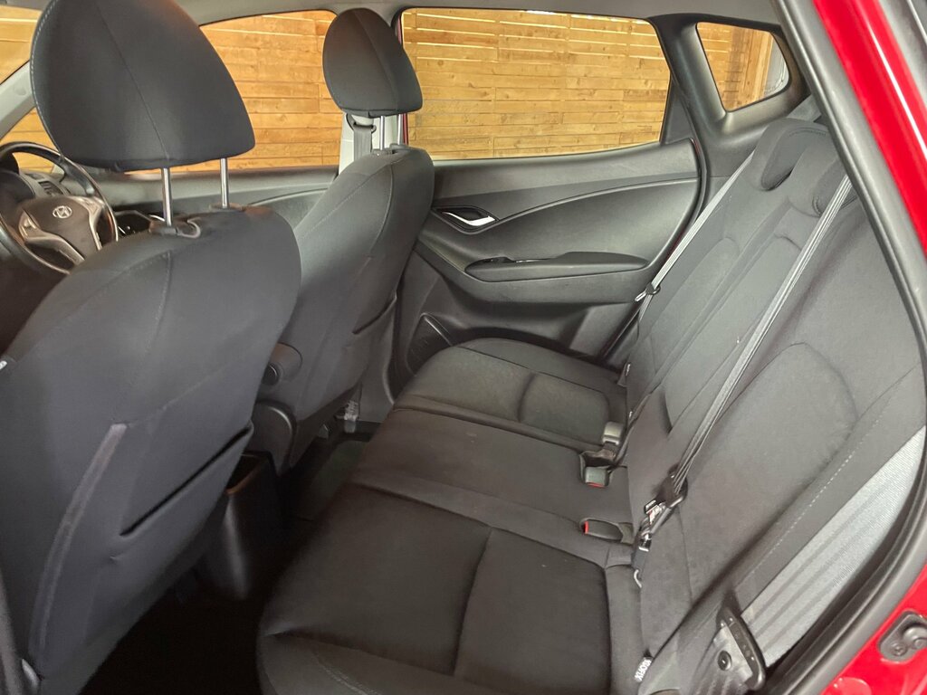 Hyundai Ix20 1.4 Se Blue Drive Silver #7