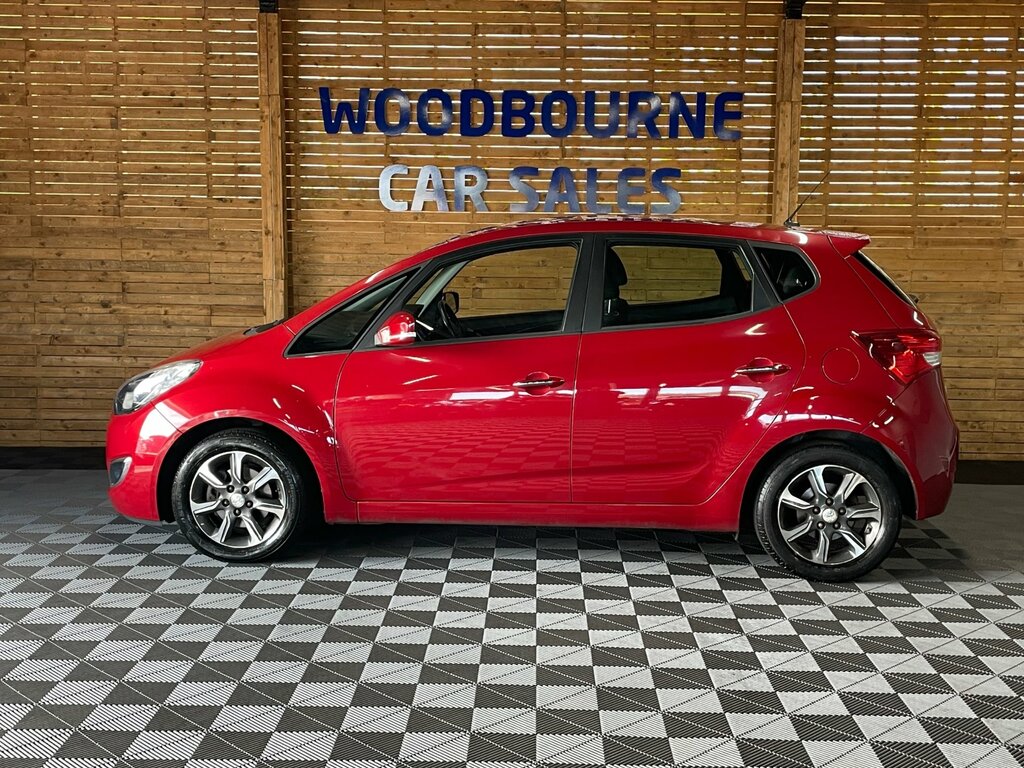 Hyundai Ix20 1.6 Se Hatchback Euro 6 125 Ps Red #3