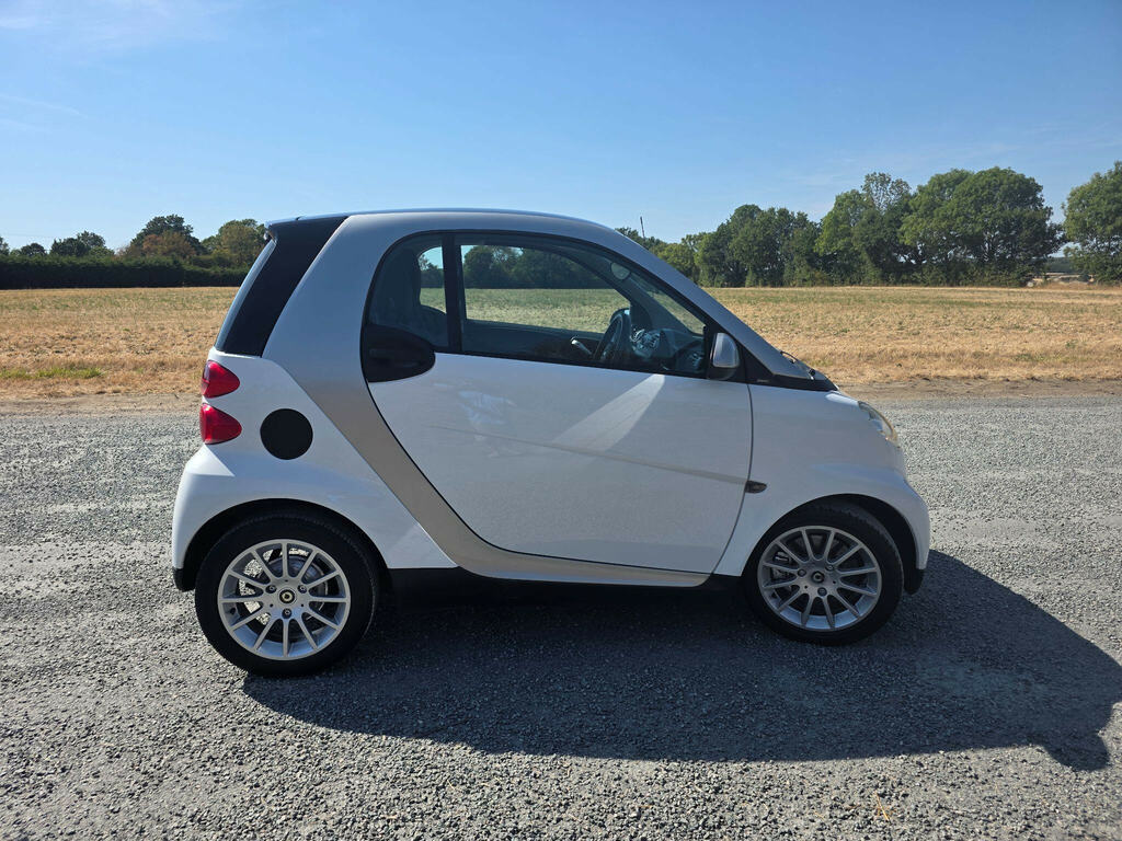 Smart Fortwo Cdi Passion - 72K Fsh - Warranty - Free Deliv Silver #8