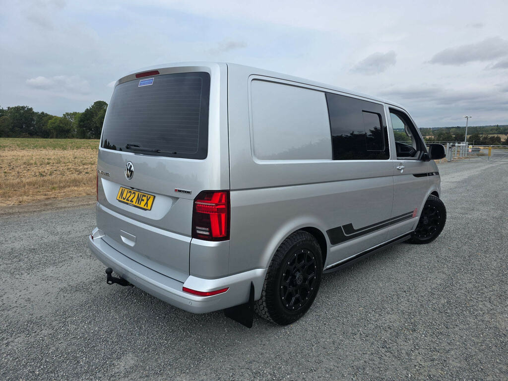 Volkswagen Transporter 2.0 Tdi T30 Highline Fwd Lwb Euro 6 Ss Black #7