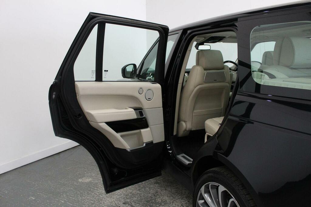 Land Rover Range Rover Tdv6 Vogue Se 5-Door Black #29