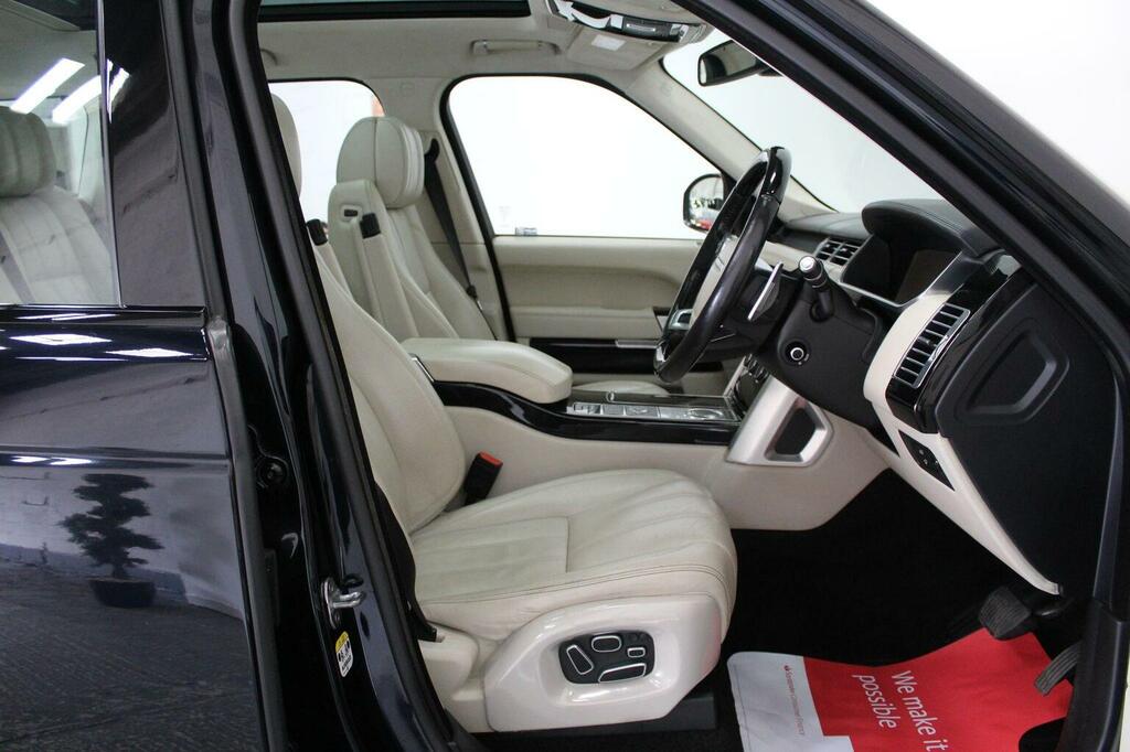 Land Rover Range Rover Tdv6 Vogue Se 5-Door Black #31