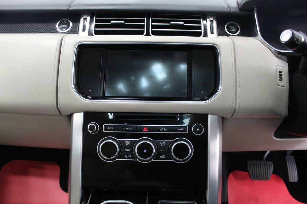 Land Rover Range Rover Tdv6 Vogue Se 5-Door Black #35