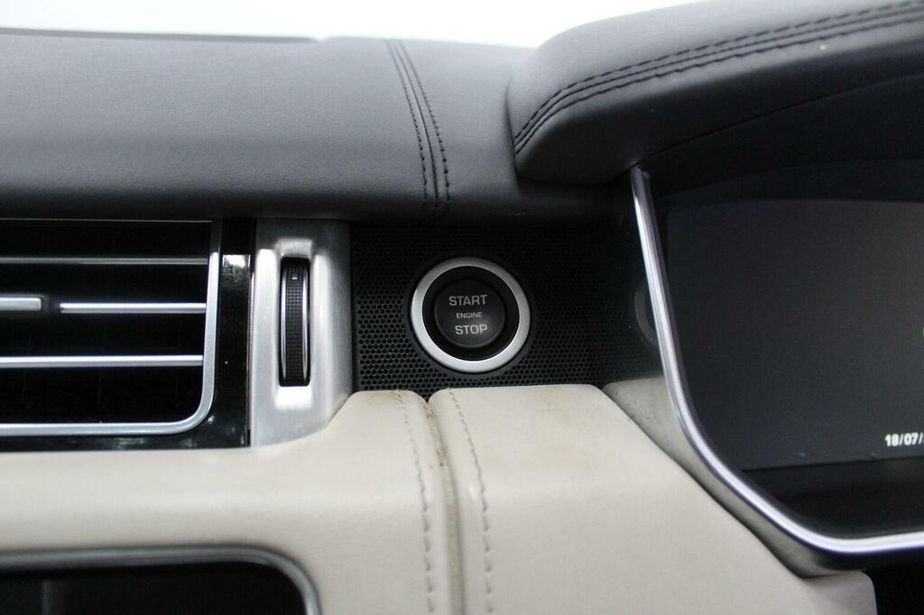 Land Rover Range Rover Tdv6 Vogue Se 5-Door Black #47