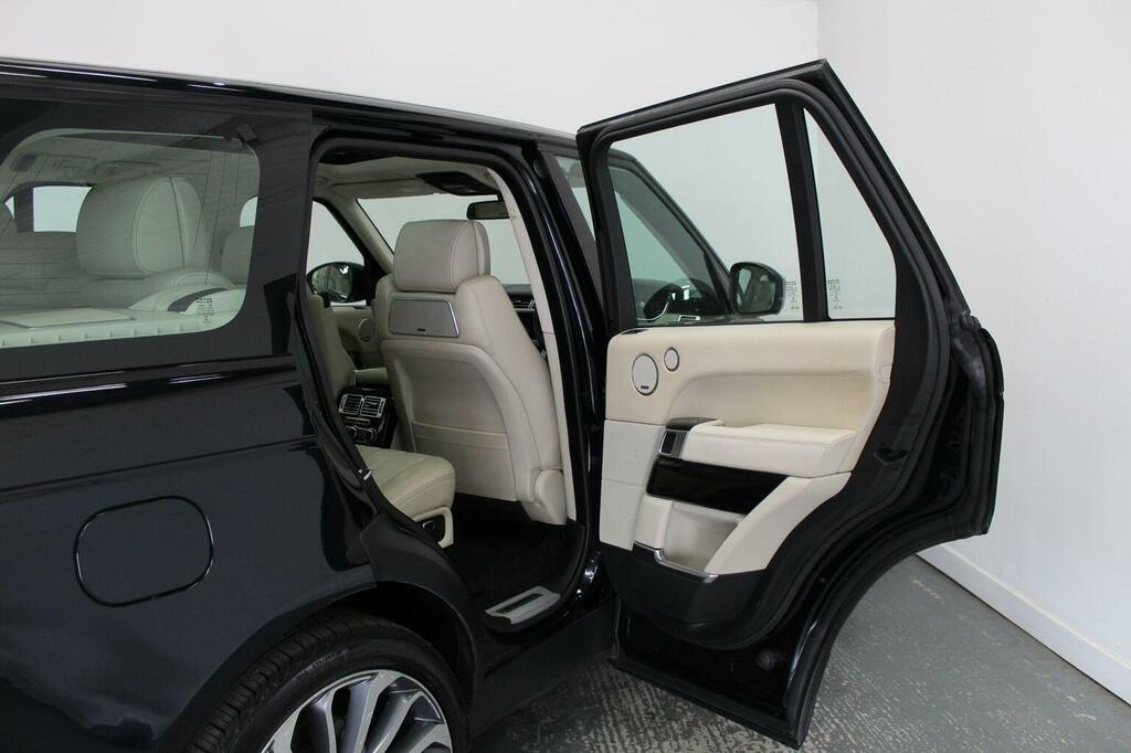 Land Rover Range Rover Tdv6 Vogue Se 5-Door Black #27