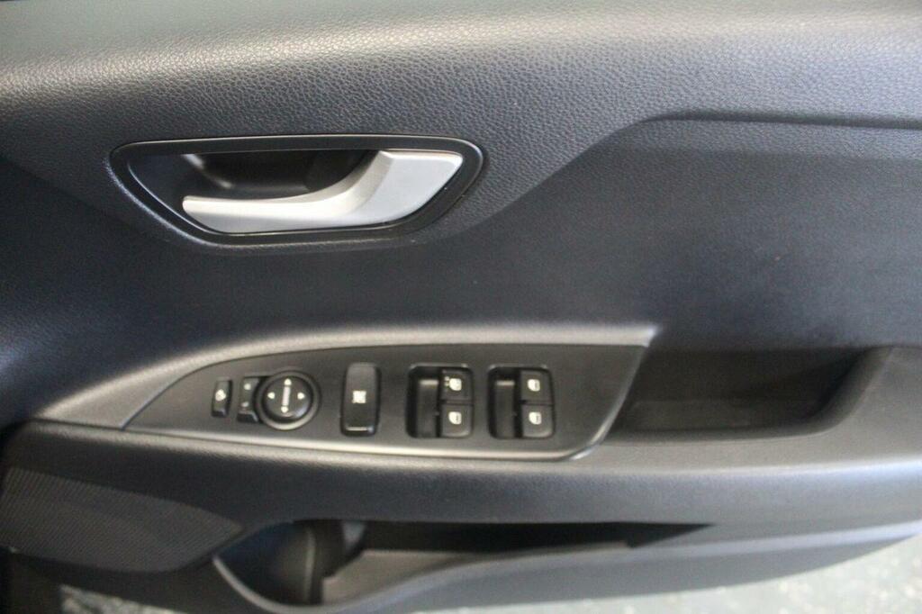 Kia Stonic 1.0 T-gdi 118 Bhp 2 Nq Grey #40