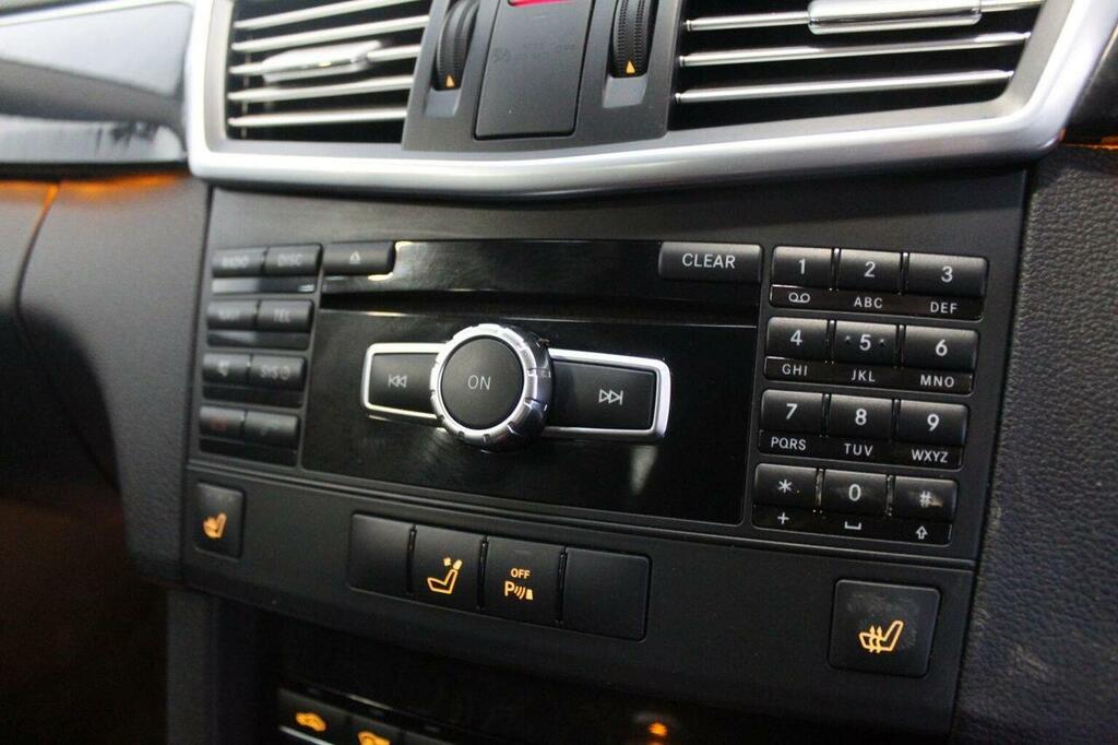 Mercedes-Benz E Class 1.8 Blueefficiency Sport Cabriolet G-tronic Euro Black #33