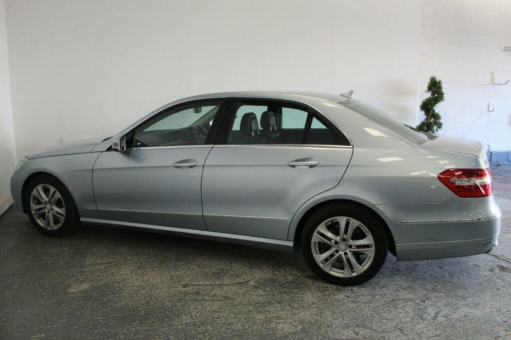 Mercedes-Benz E Class 1.8 Blueefficiency Sport Cabriolet G-tronic Euro Black #8