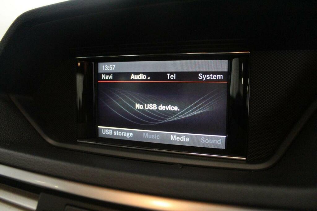 Mercedes-Benz E Class 1.8 Blueefficiency Sport Cabriolet G-tronic Euro Black #28