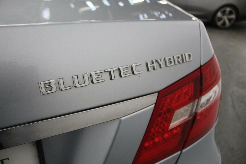 Mercedes-Benz E Class 1.8 Blueefficiency Sport Cabriolet G-tronic Euro Black #14