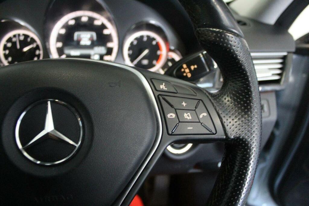 Mercedes-Benz E Class 1.8 Blueefficiency Sport Cabriolet G-tronic Euro Black #39