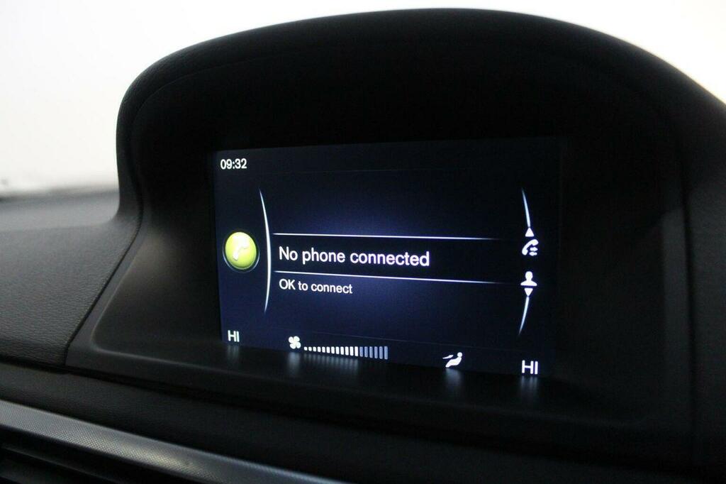 Volvo V70 D4 181 Business Edition Geartronic Gold #32