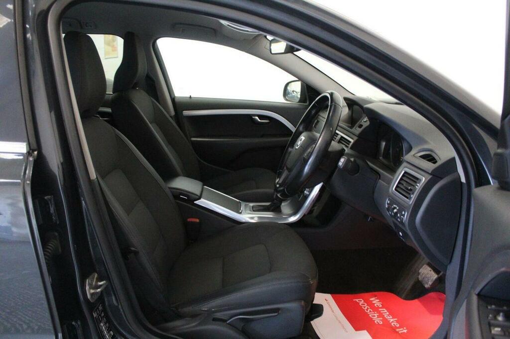 Volvo V70 D4 181 Business Edition Geartronic Gold #23